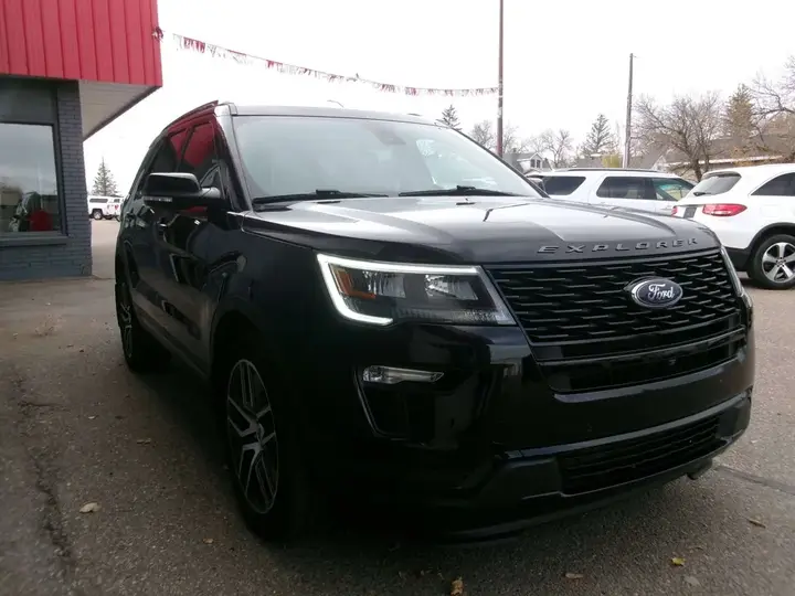 Ford Explorer 2019 photo 4