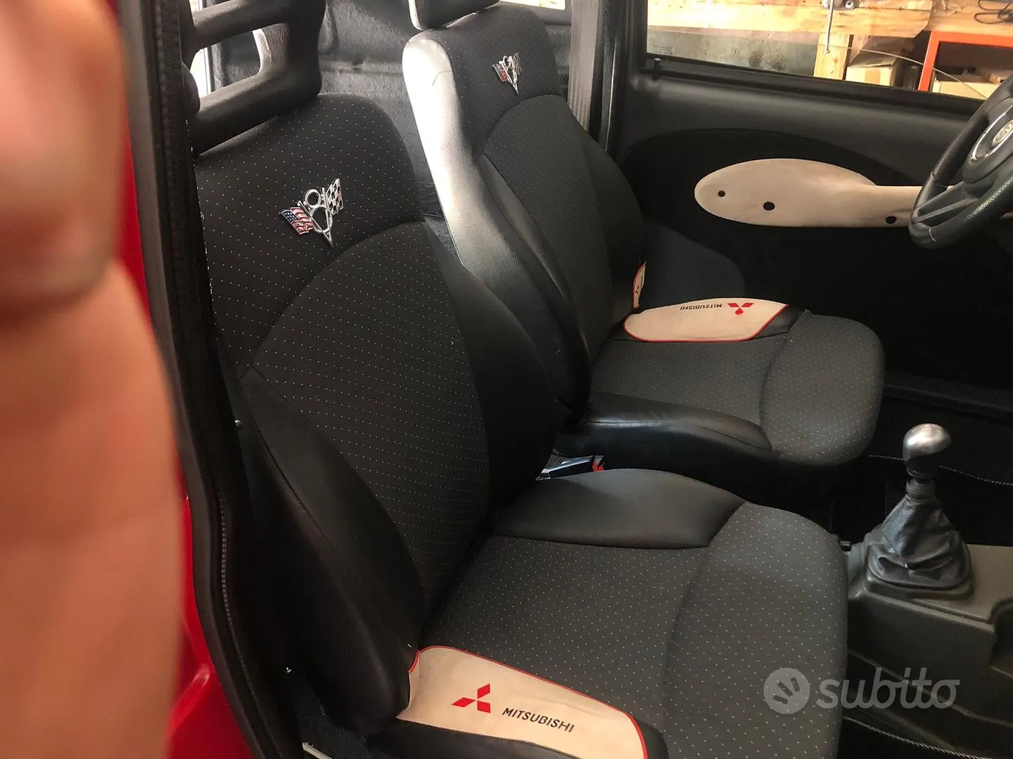 Mitsubishi Rs8 2011 photo 2