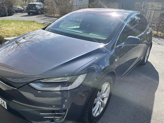 Tesla Model X 2018 photo 3