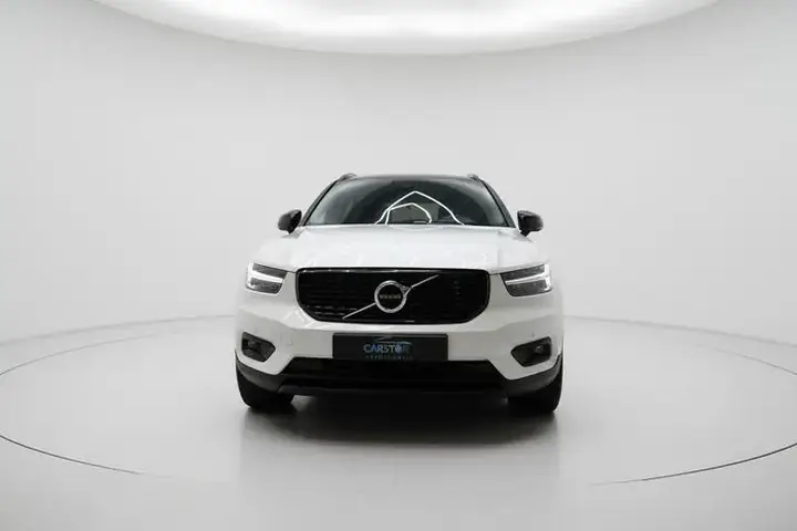 Volvo Xc40 2018 photo 2