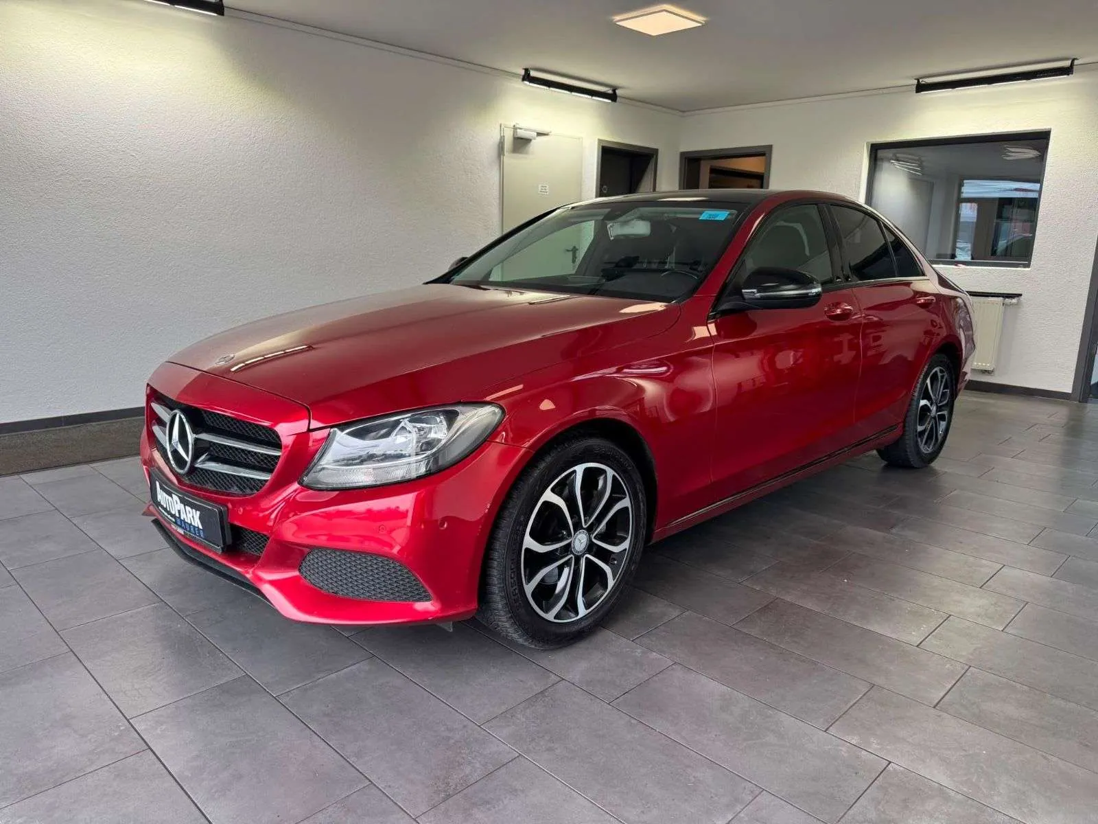 Mercedes-Benz C-Class 2016 photo 3