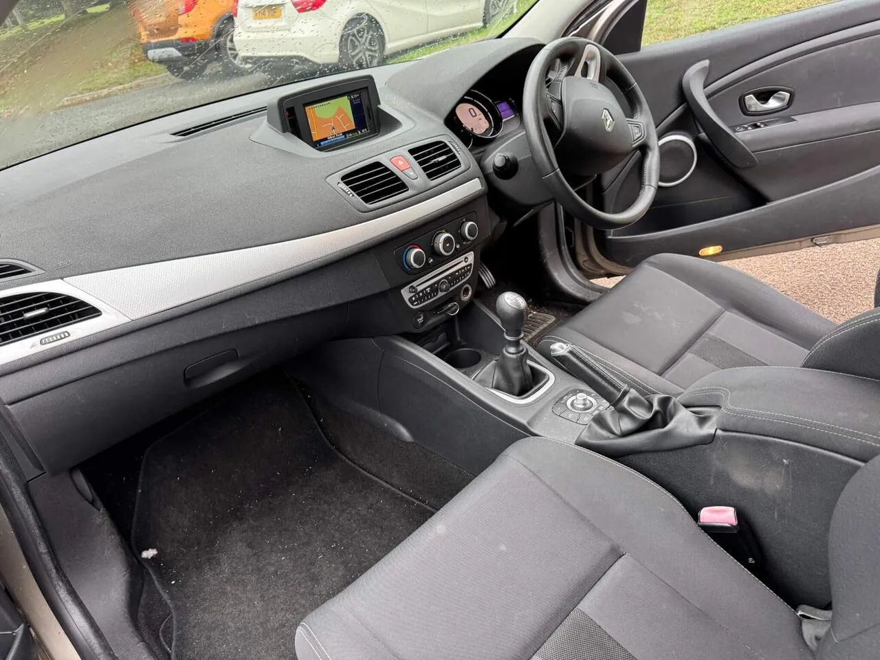 Renault Megane 2010 photo 5