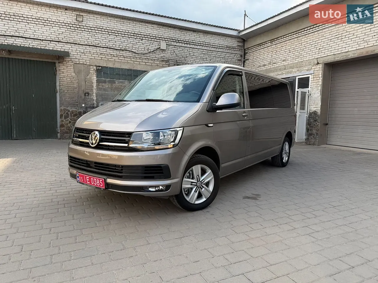 Volkswagen Transporter 2016 photo 3