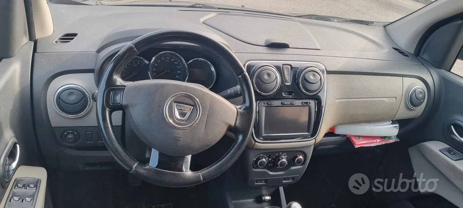 Dacia Lodgy 2012 photo 5
