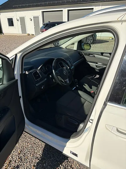 Volkswagen Sharan 2013 photo 5