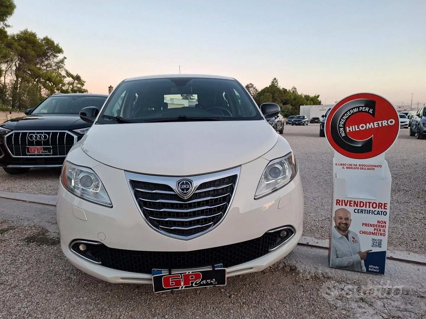 Lancia Ypsilon 2013 photo 2