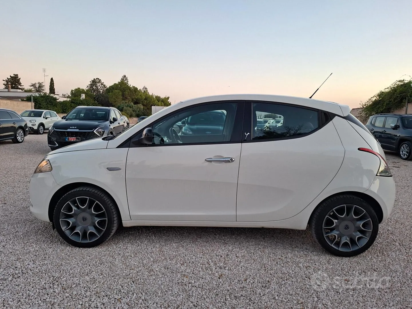 Lancia Ypsilon 2013 photo 4