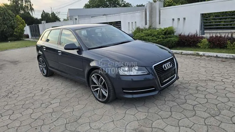 Audi A3 2012 photo 2