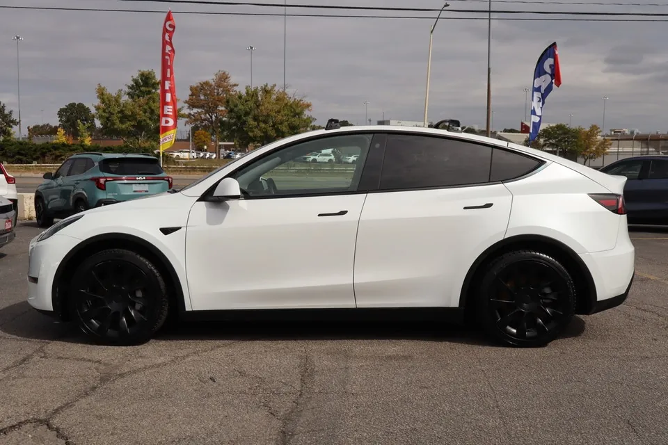 Tesla Model Y 2021 photo 4