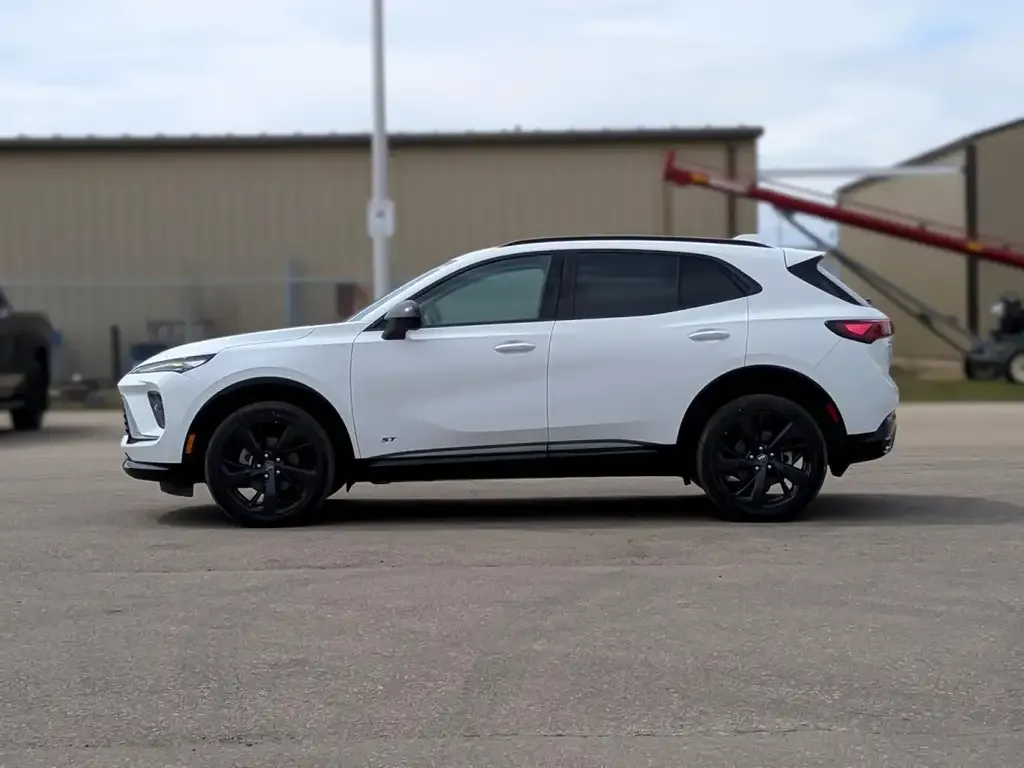 Buick Envision 2026 photo 4