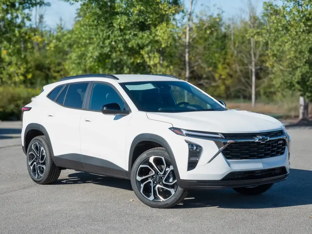 Chevrolet Trax 2026 photo 2