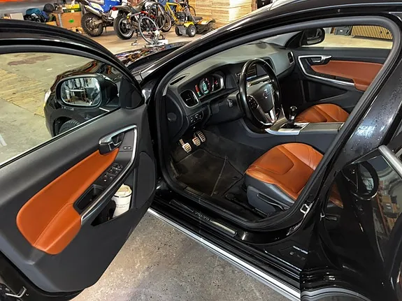 Volvo V60 2014 photo 5
