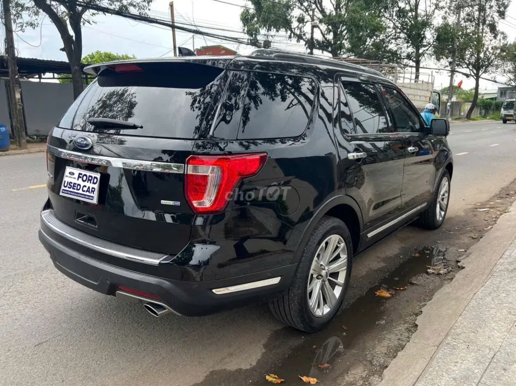 Ford Explorer 2018 photo 3