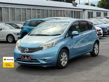 Nissan Note 2012 photo 4
