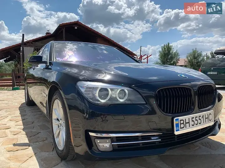 BMW 7 Series 2015 photo 4