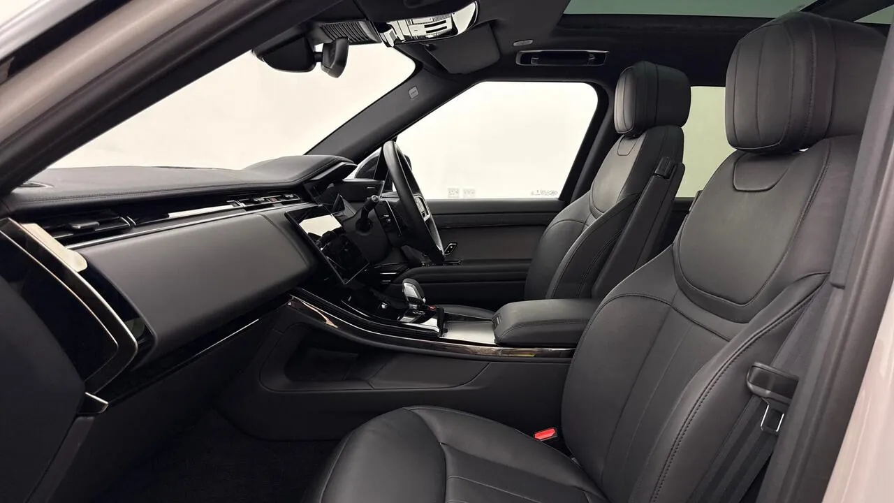 Land Rover Range Rover Sport 2025 photo 3