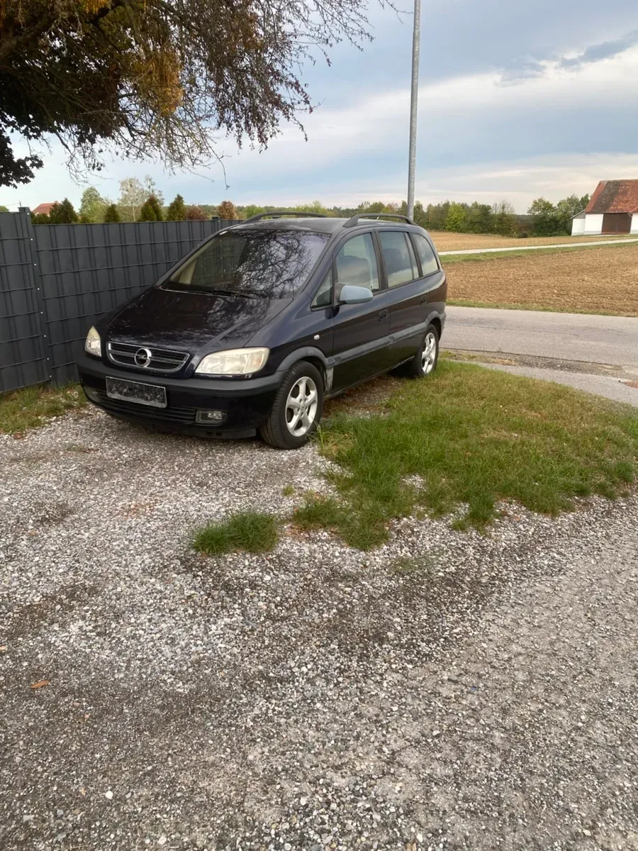 Opel Zafira 2004 photo 3