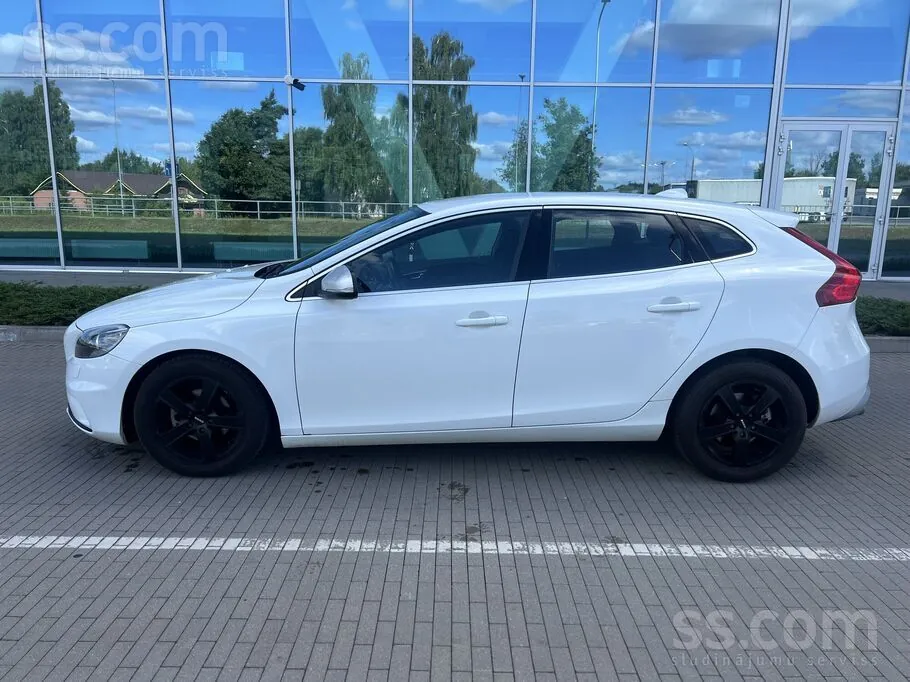 Volvo V40 2015 photo 5