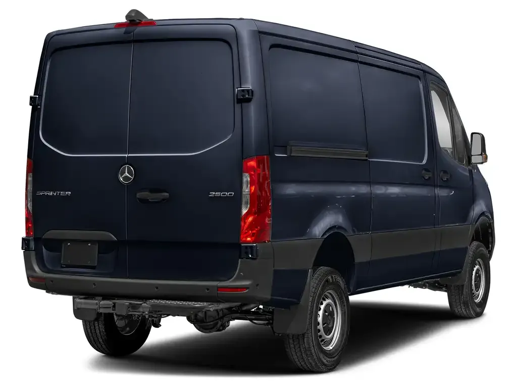 Mercedes-Benz Sprinter 2026 photo 2