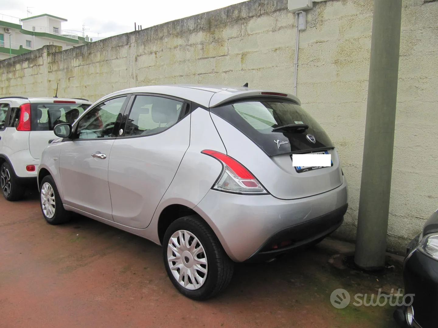 Lancia Ypsilon 2014 photo 2