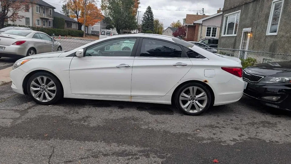 Hyundai Sonata 2013 photo 2