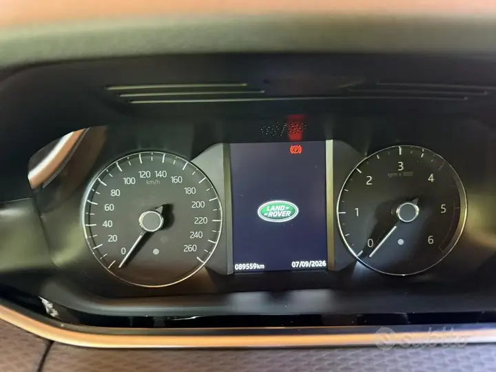 Land Rover Range Rover Evoque 2020 photo 4