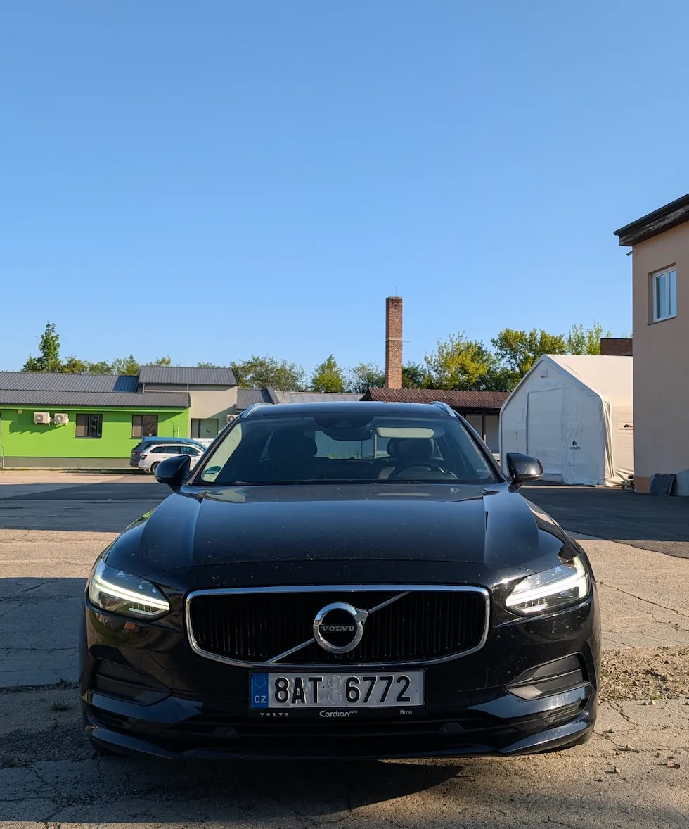 Volvo V90 2017 photo 2