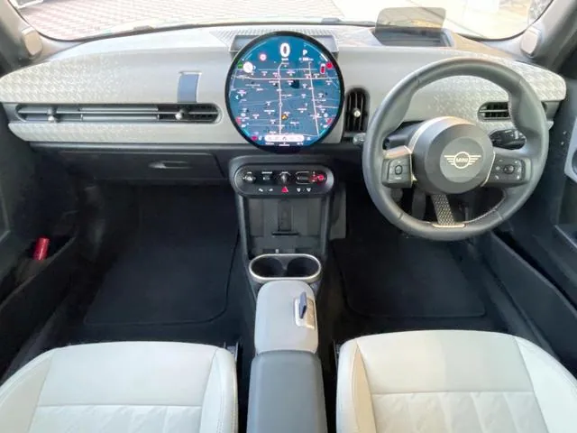Mini Cooper S 2025 photo 2