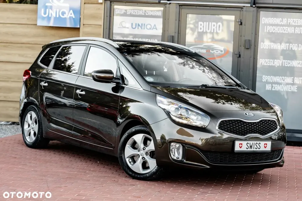 Kia Carens 2017 photo 2
