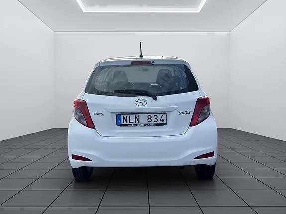 Toyota Yaris 2013 photo 4