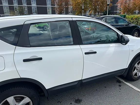 Nissan Qashqai 2012 photo 3