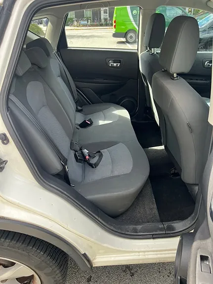 Nissan Qashqai 2012 photo 4
