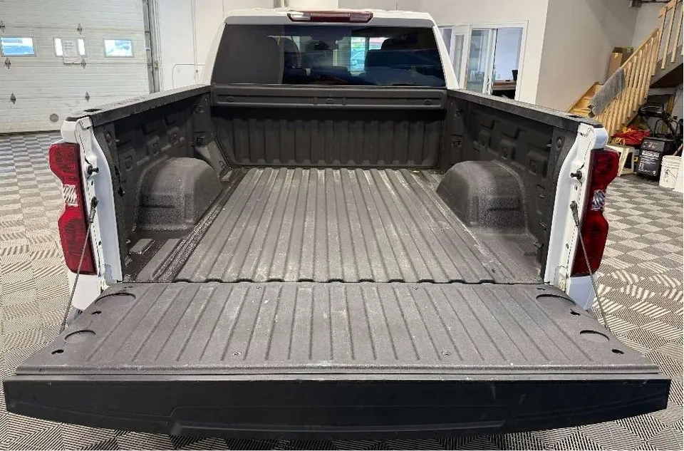 Chevrolet Silverado 1500 2023 photo 5