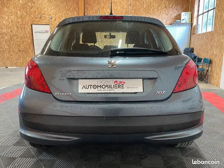 Peugeot 207 2007 photo 4