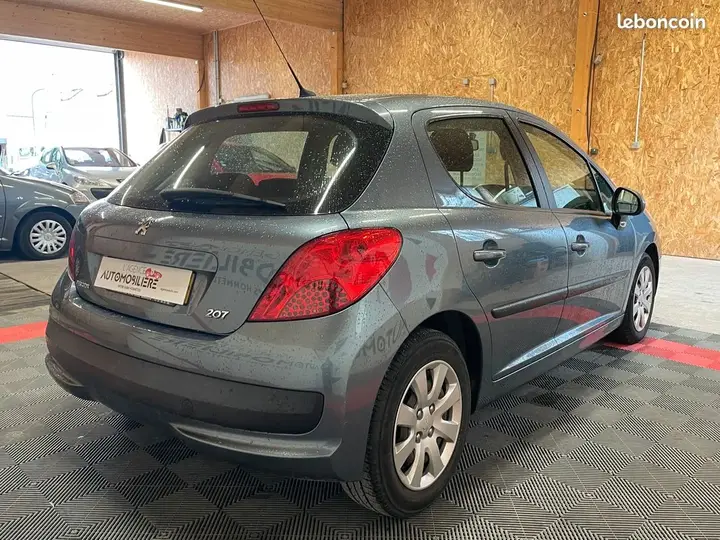 Peugeot 207 2007 photo 5