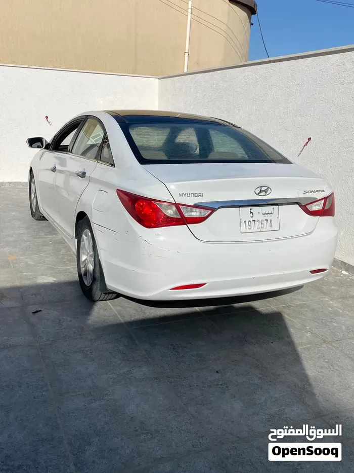 Hyundai Sonata 2011 photo 3