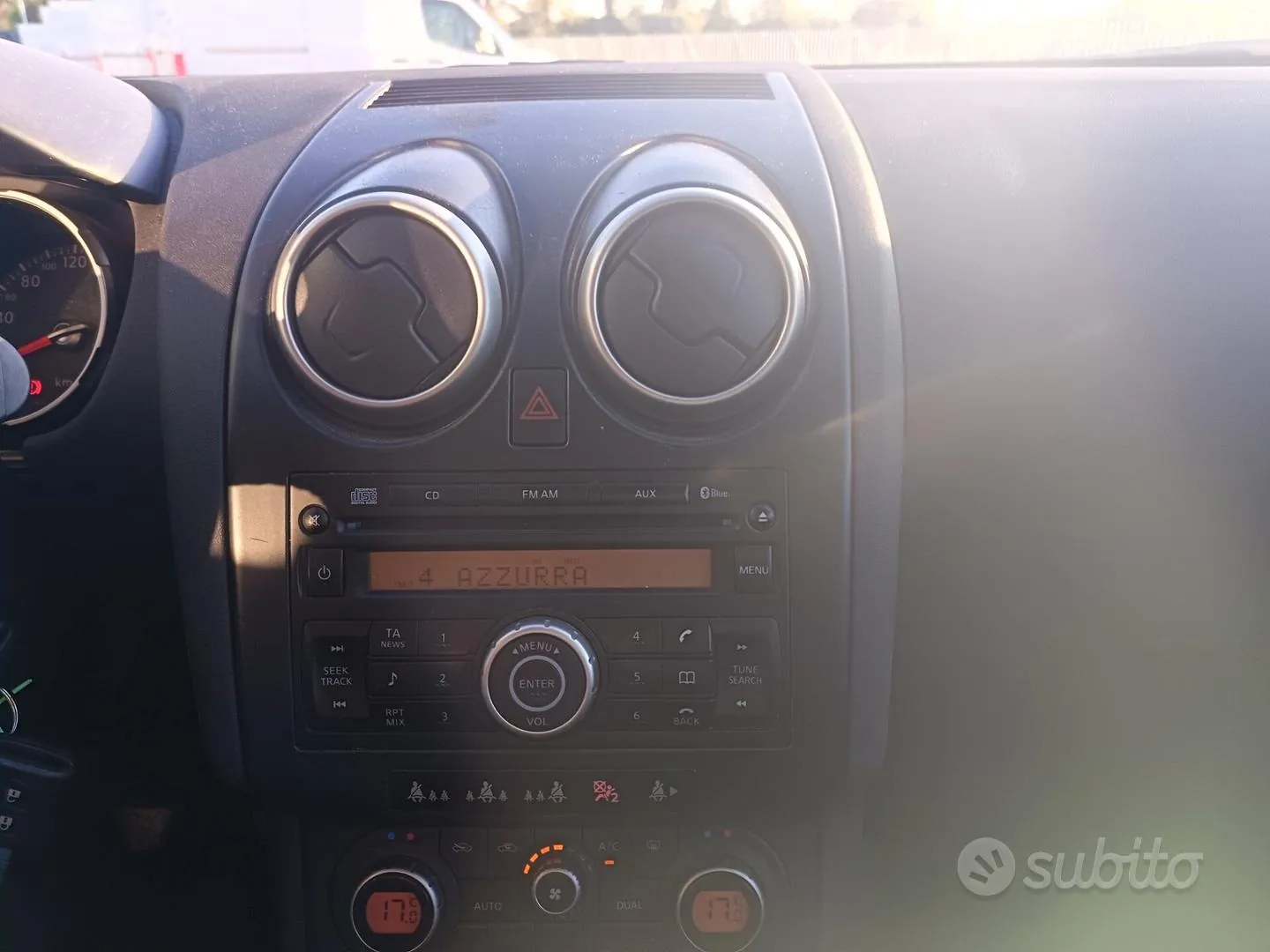 Nissan Qashqai 2009 photo 5