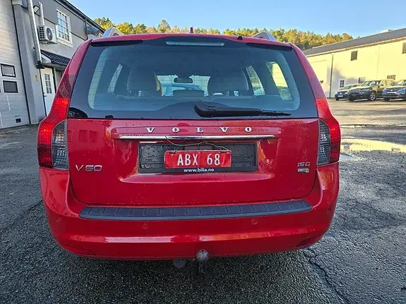 Volvo V50 2009 photo 5