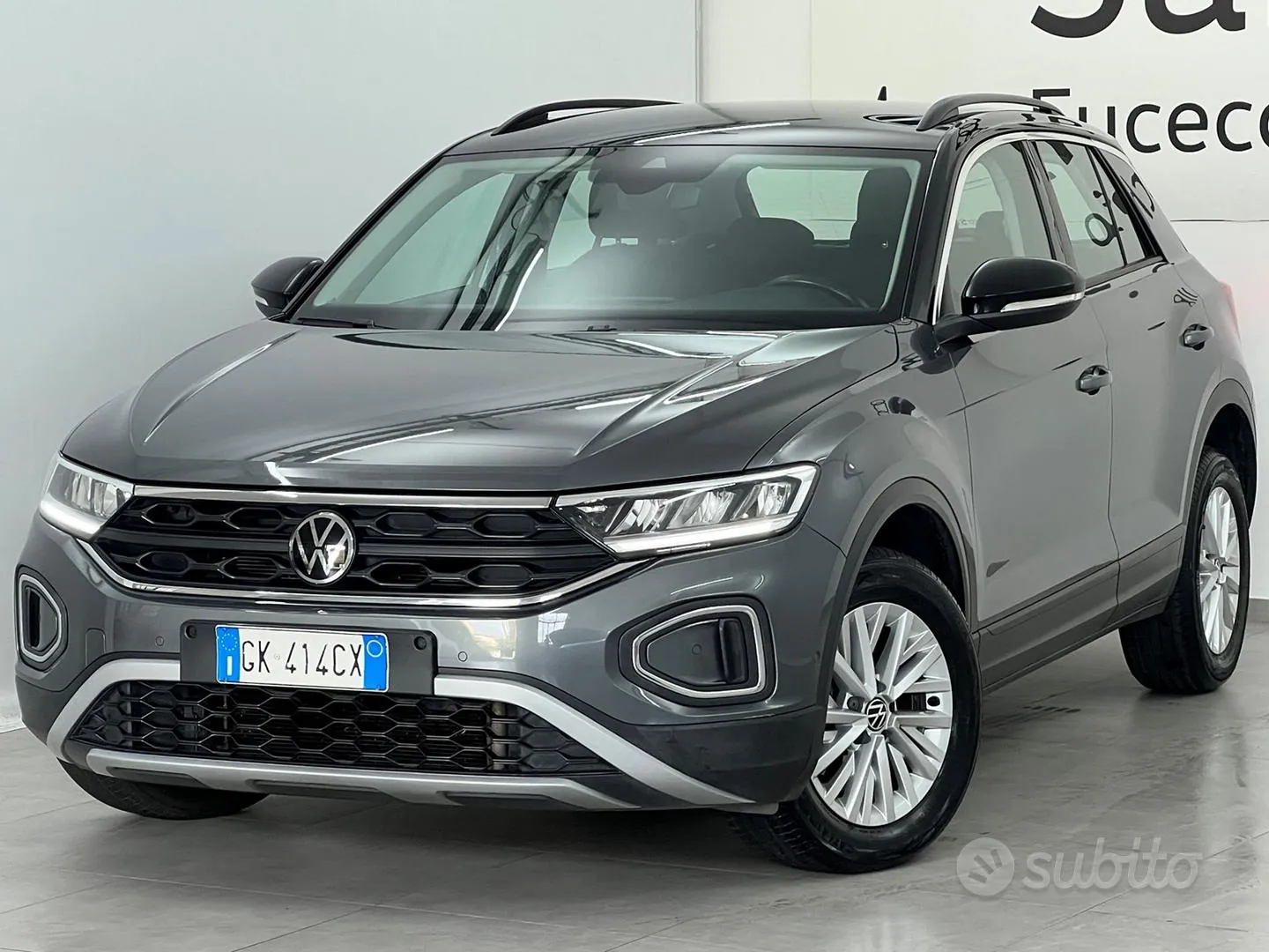 Volkswagen T-Roc 2022 photo 2