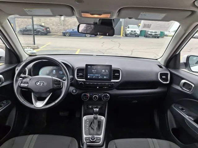 Hyundai Venue 2025 photo 5