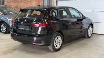 BMW 216 Ia Active Tourer 2023 photo 2