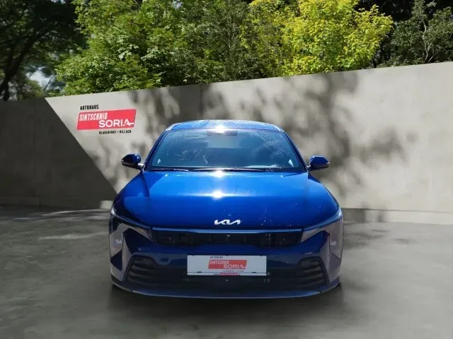 Kia K4