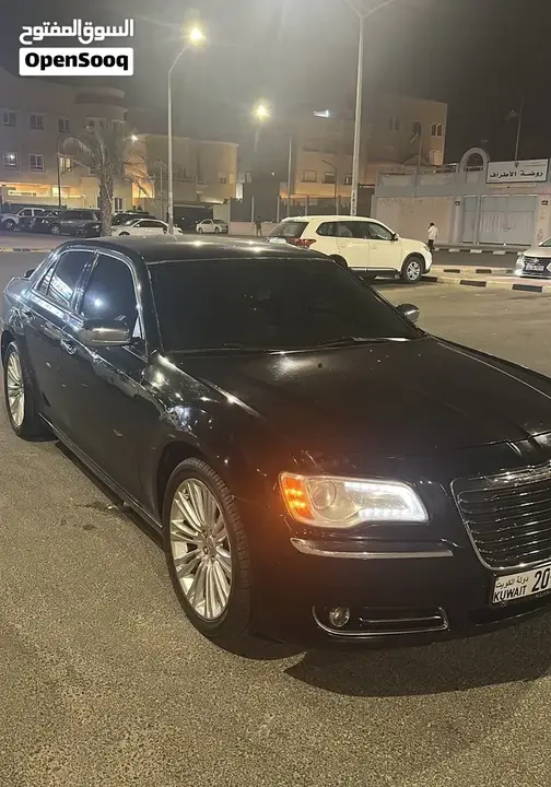 Chrysler 300 2012 photo 5