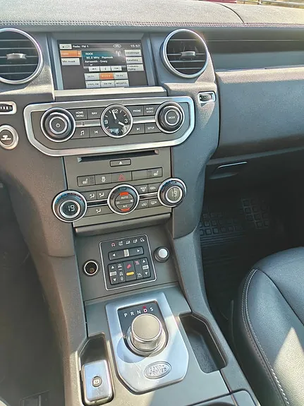 Land Rover Discovery 4 2013 photo 5
