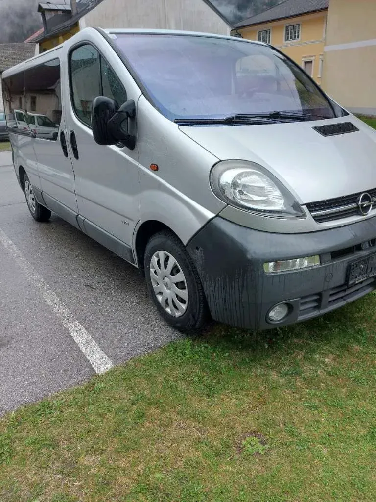 Opel Vivaro 2005 photo 3