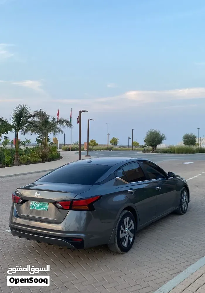 Nissan Altima 2019 photo 4