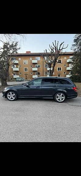 Mercedes-Benz C220 2013 photo 2