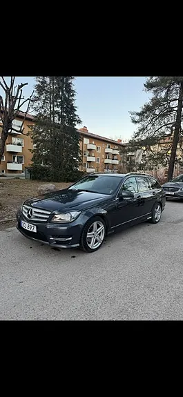 Mercedes-Benz C220 2013 photo 4