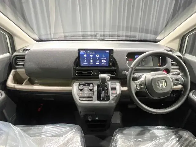 Honda Freede Air Ex 2026 photo 2