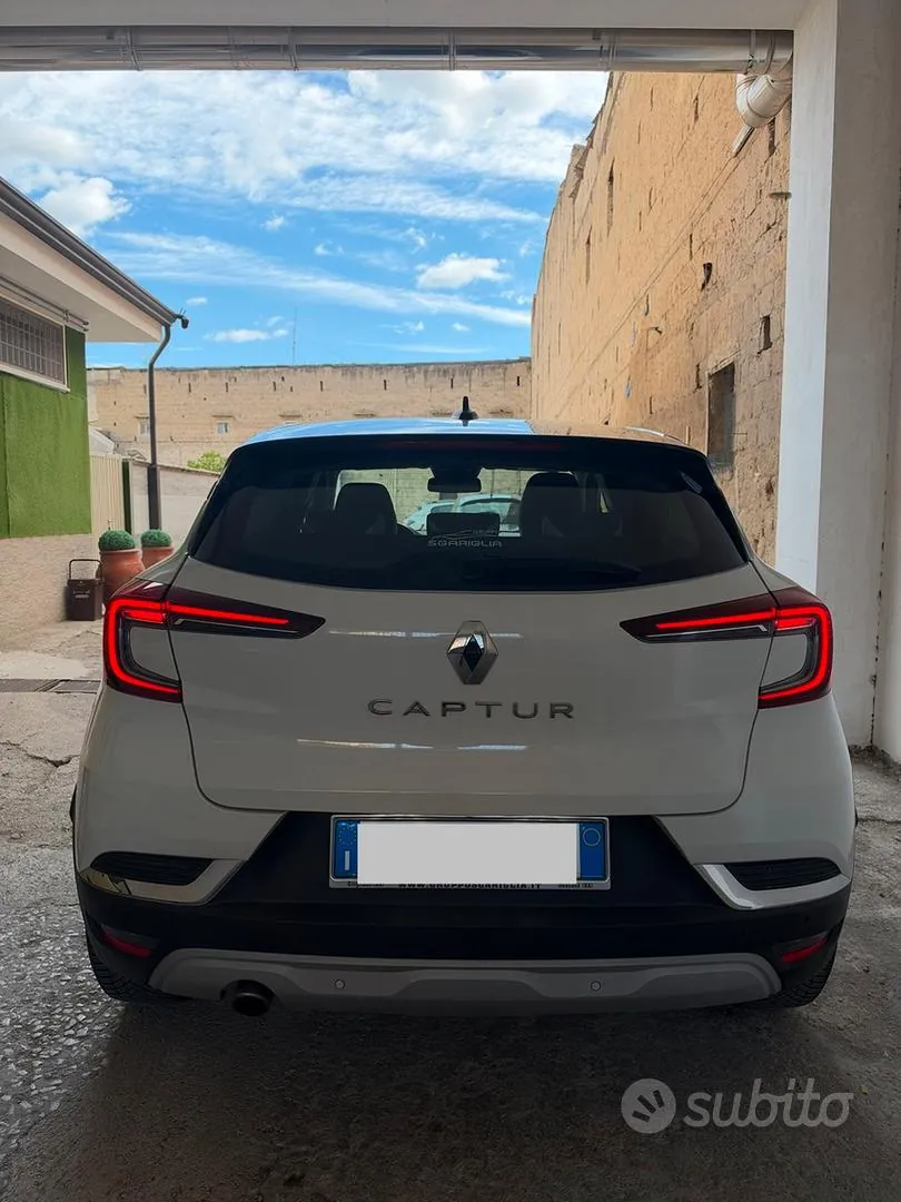 Renault Captur 2020 photo 2